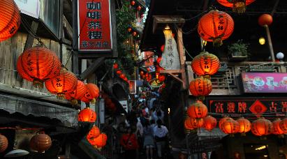 【半自助  純玩】<臺北一地深度五天團>臺北二天自由活動 深圳航班往返